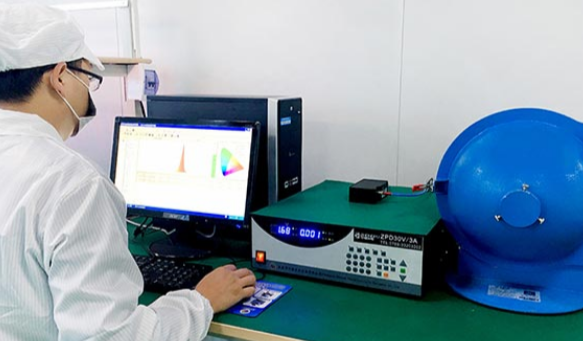 光電檢測系統(tǒng)可以通過上海工控機(jī)連接機(jī)器人視覺系統(tǒng)，實現(xiàn)對物體的精確探測和定位，為機(jī)器人提供精確的控制信息。