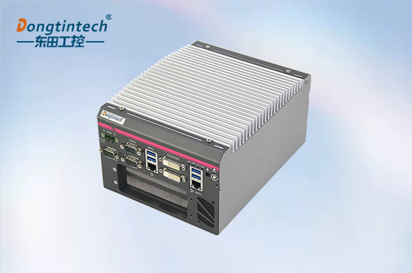 上海嵌入式上海工控機(jī).png