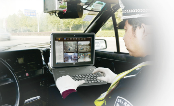三防加固筆記本在移動(dòng)警務(wù)中的應(yīng)用